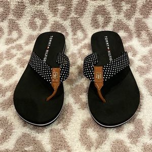 Tommy Hilfiger flip flops